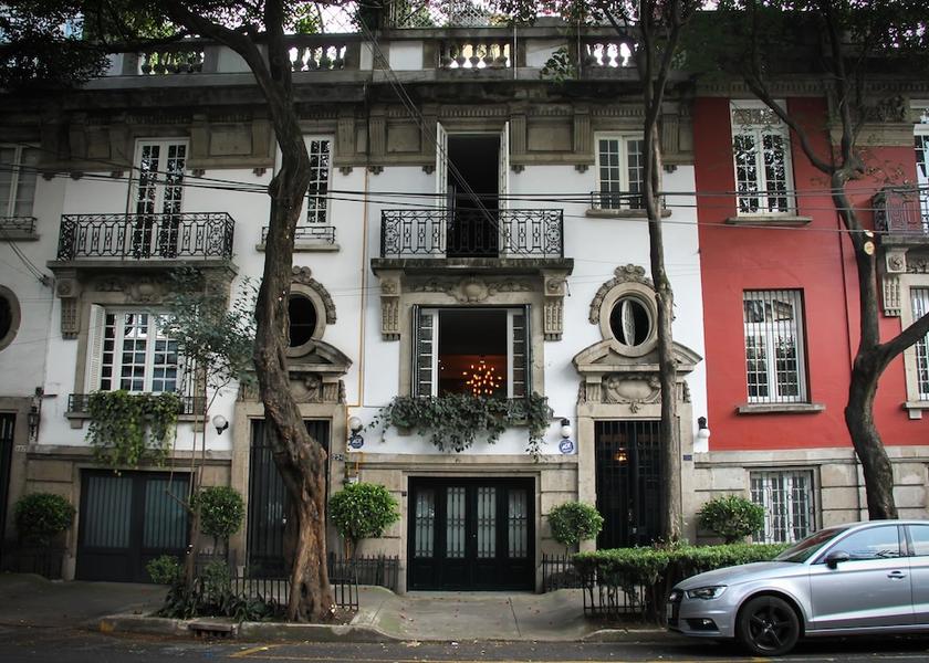  Mexico City Facade