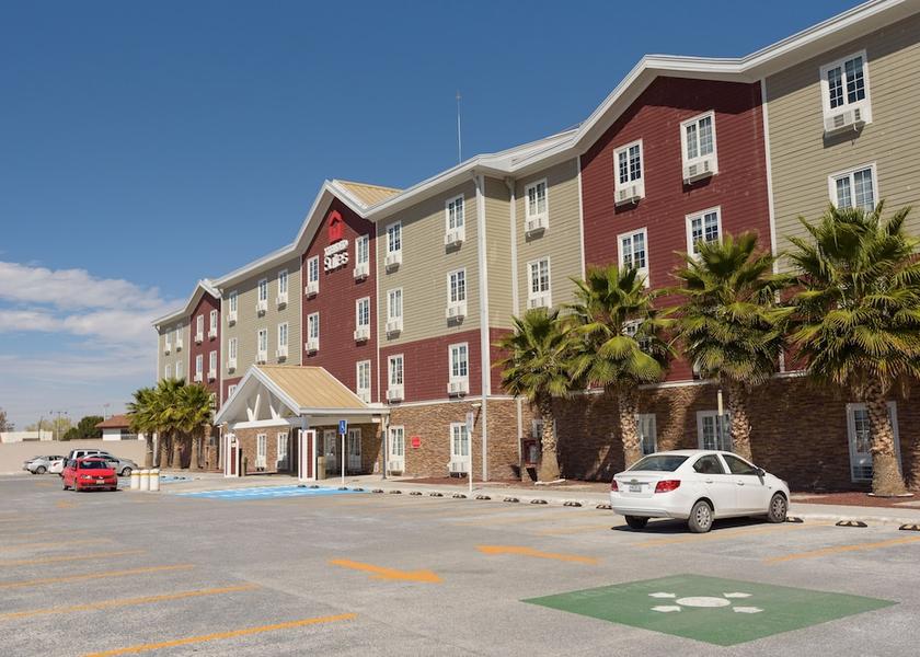 Baja California Mexicali Parking