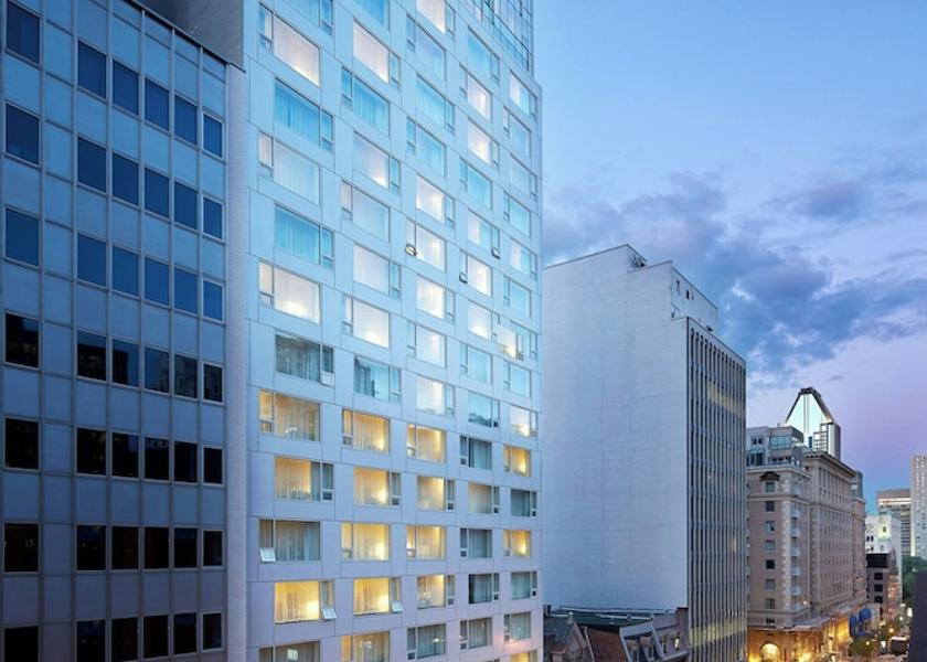 Quebec Montreal Exterior