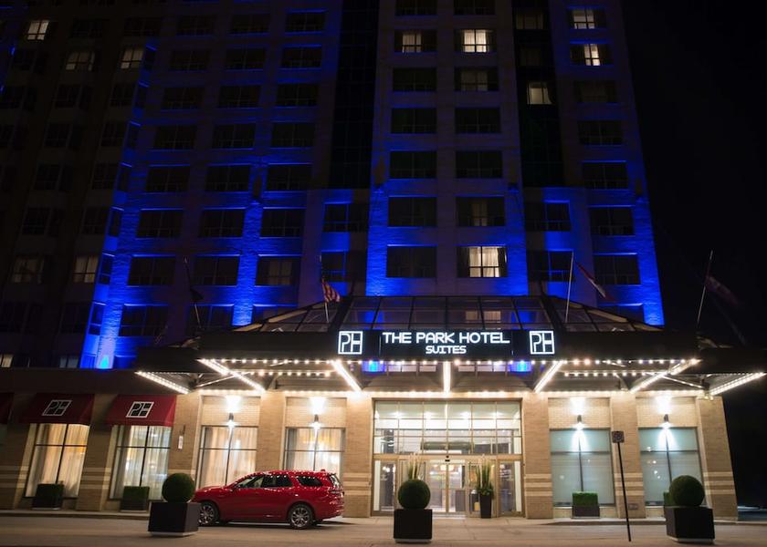 Ontario London Exterior Detail