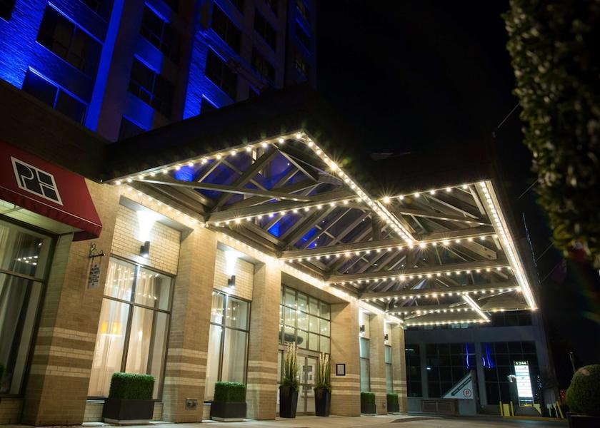 Ontario London Exterior Detail