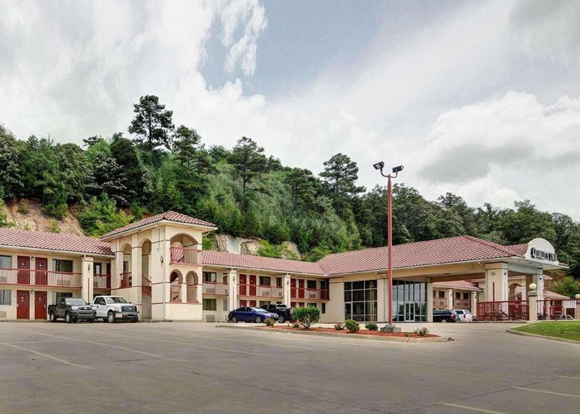 Arkansas Conway Hotel Exterior