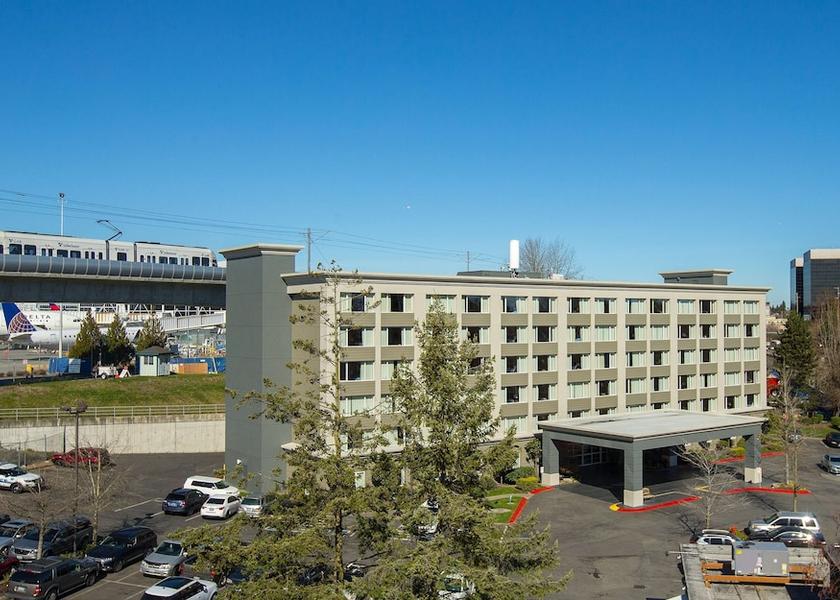 Washington SeaTac Exterior Detail