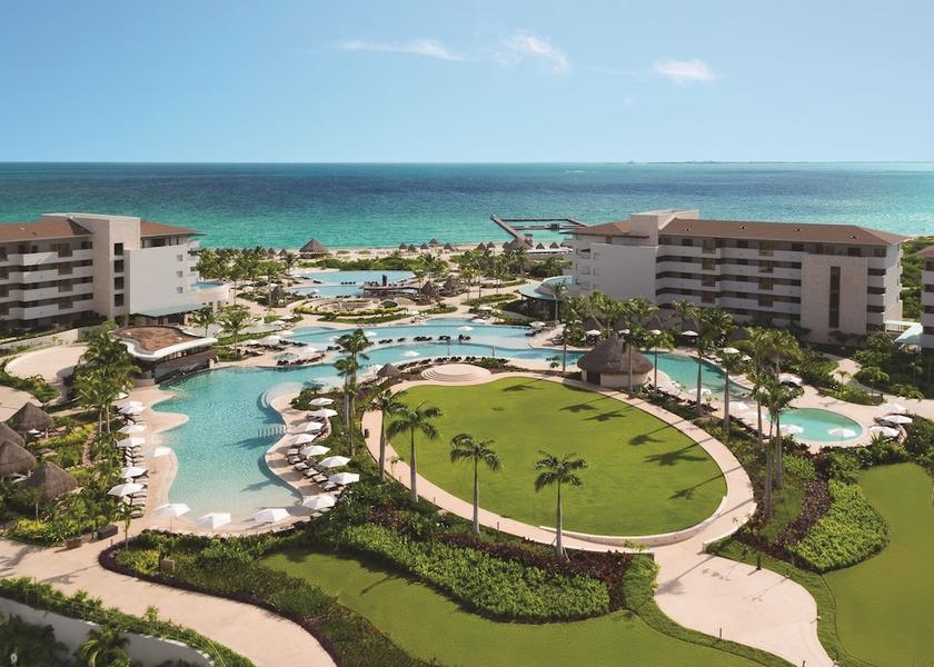 Quintana Roo Punta Sam Exterior Detail