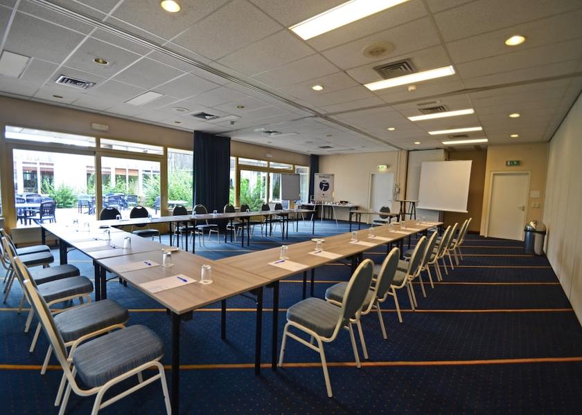  Hollum Meeting Room