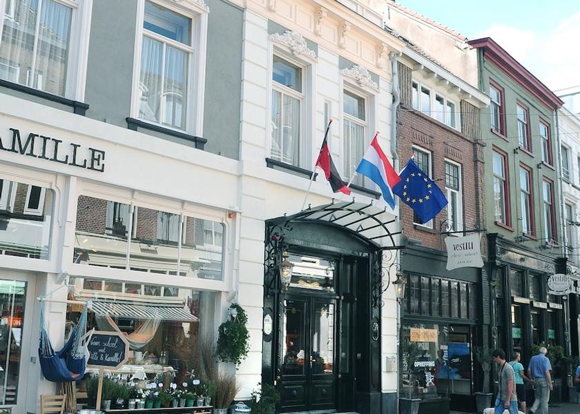 Gelderland Nijmegen Entrance