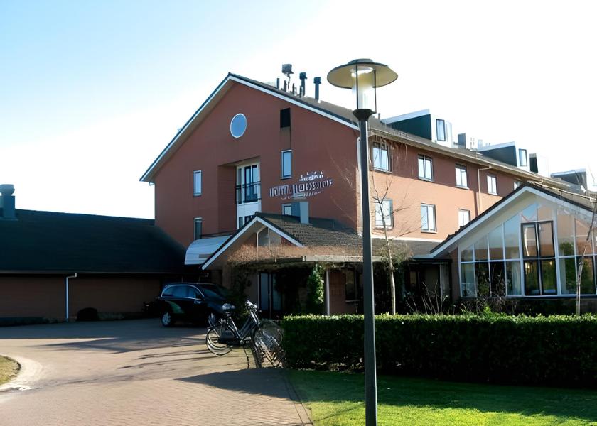 Friesland Heerenveen Hotel Exterior