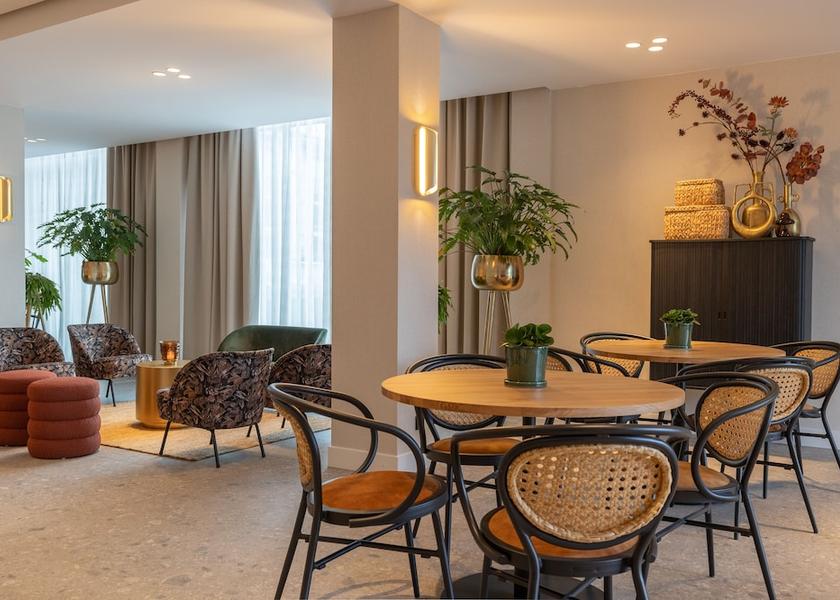 South Holland Wassenaar Lobby