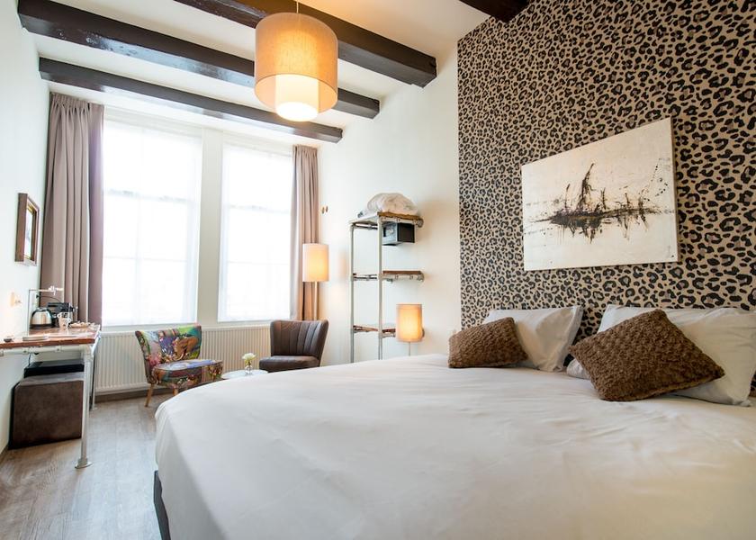 Friesland Harlingen Room