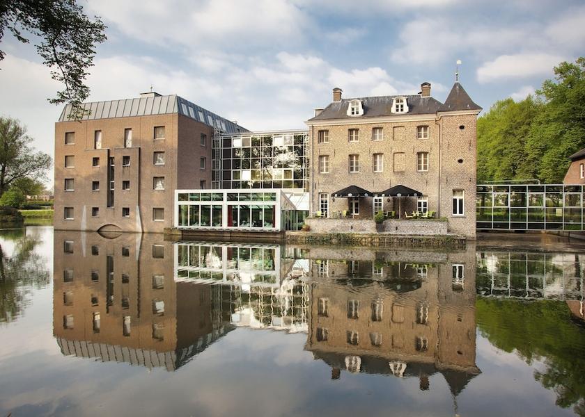 Limburg Tegelen Exterior Detail