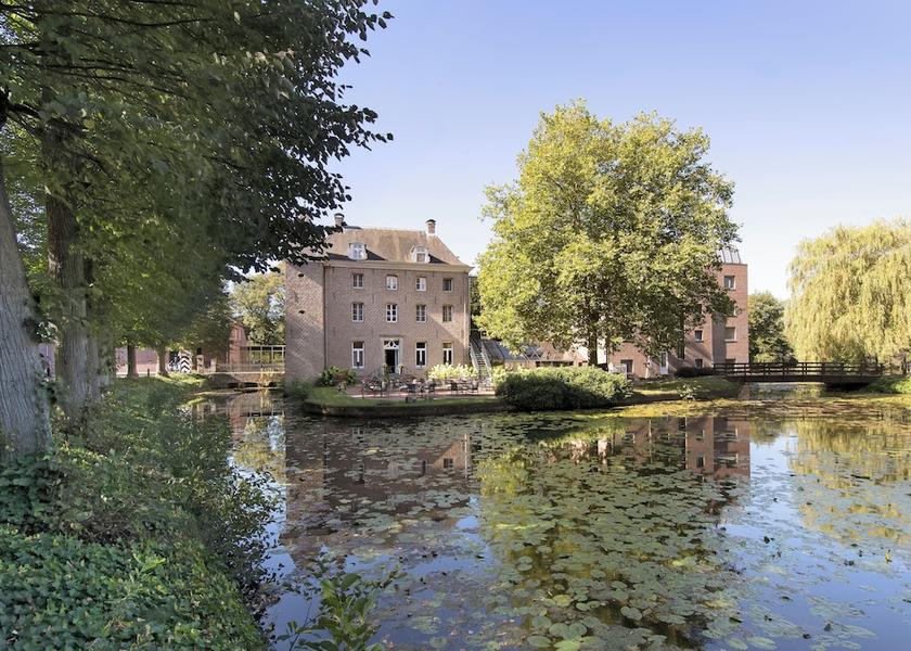 Limburg Tegelen Exterior Detail