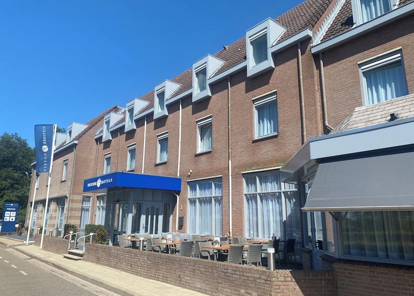 Limburg Arcen Front of property