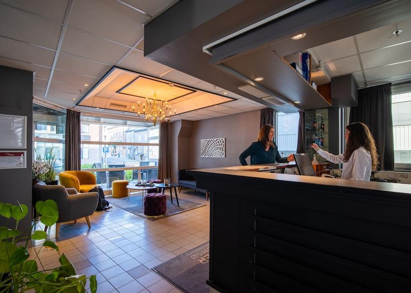 Troms Tromsø Reception