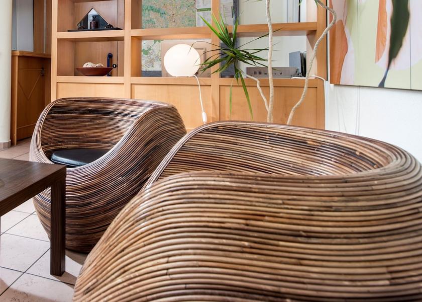Saxony Taucha Lobby sitting area