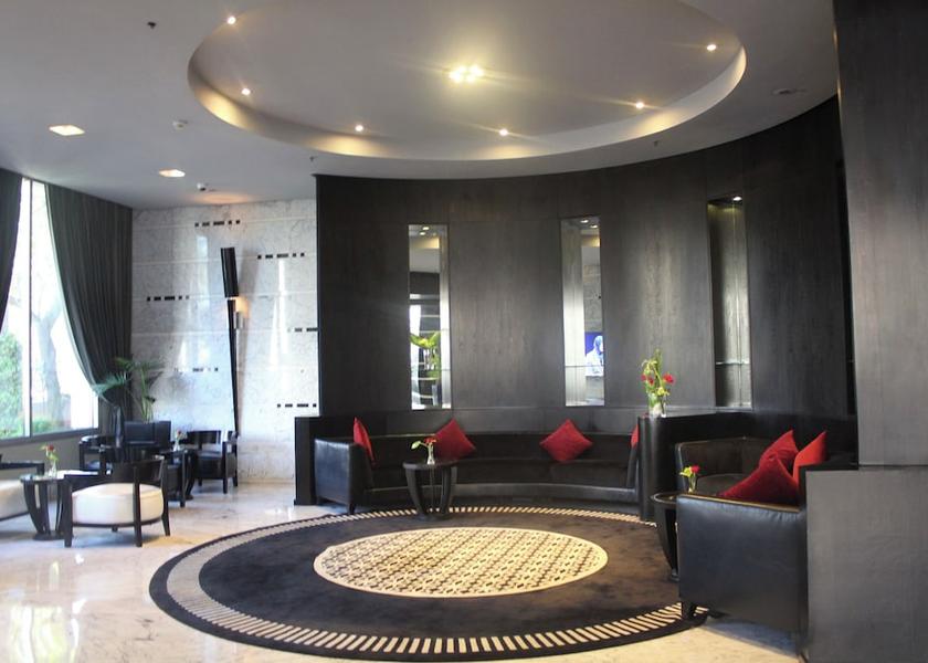  Casablanca Lobby