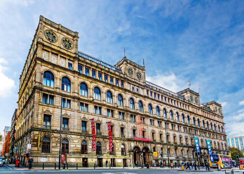 England Manchester Hotel Exterior
