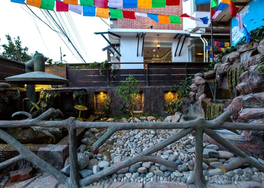 Children's Play Area