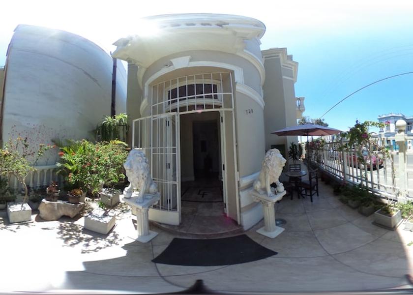 Lima (region) Lima Entrance