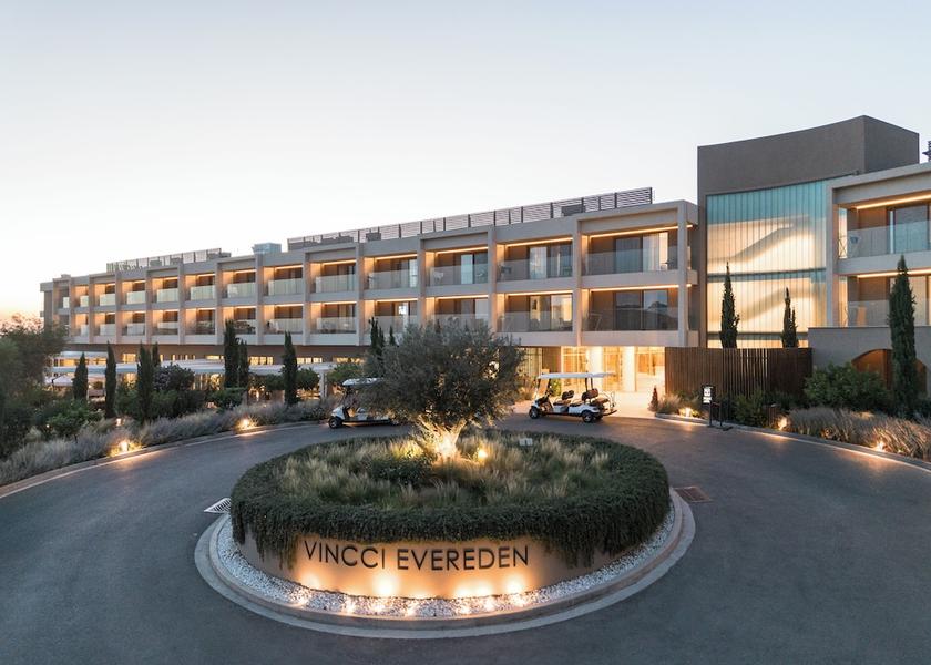 Attica Saronikos Front of property