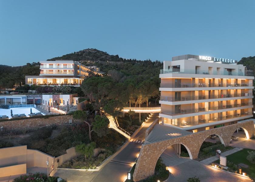 Attica Saronikos Front of property