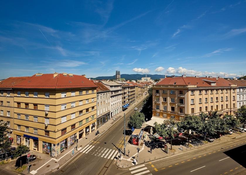  Zagreb Exterior Detail