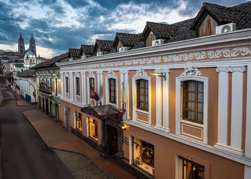 Pichincha Quito Exterior