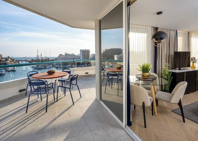  Eilat Living Area