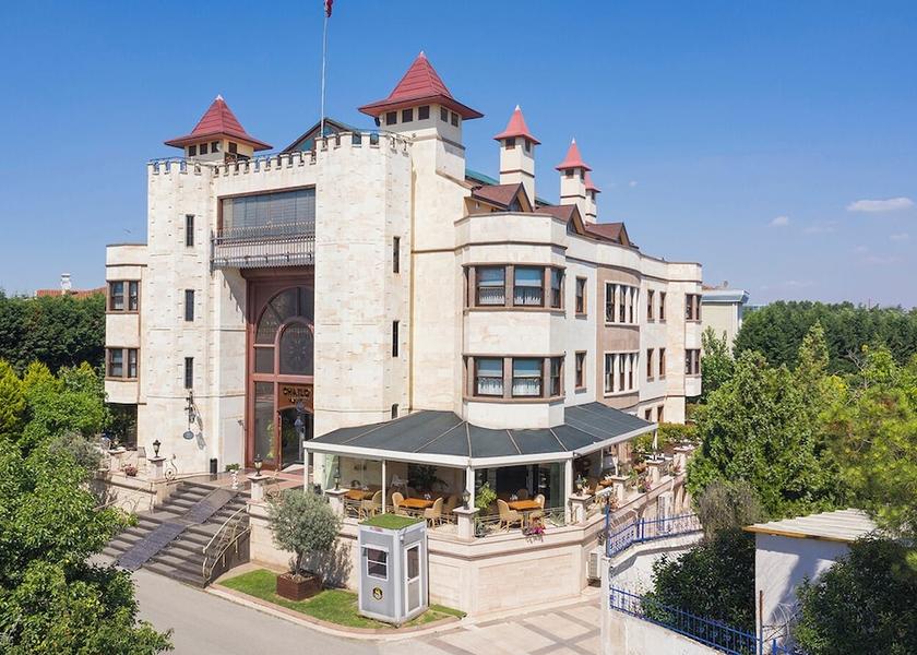 Istanbul Tuzla Exterior Detail
