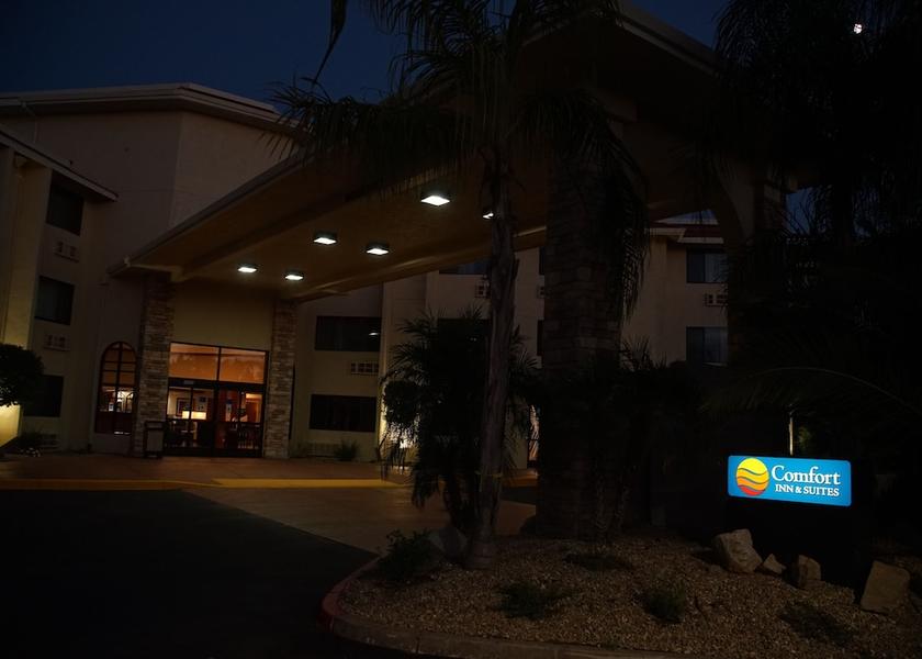 California Rocklin Front of property