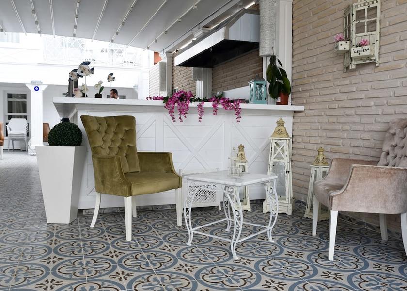 Istanbul Adalar Terrace