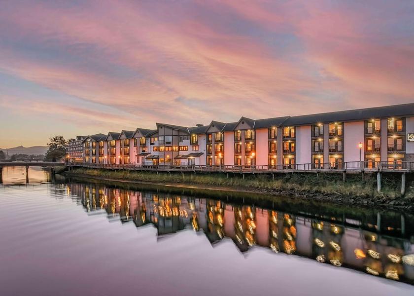 Oregon Seaside Exterior Detail