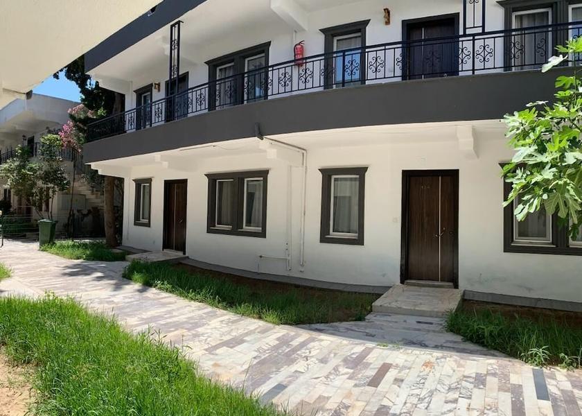 Aydin Kuşadası Facade