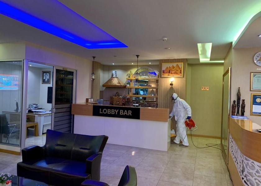  Adana Lobby