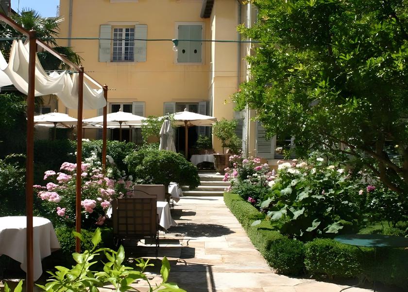 Provence-Alpes-Côte d'Azur Avignon Hotel Exterior