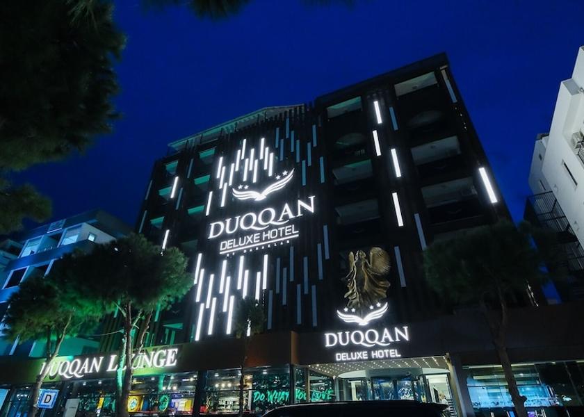 Aydin Kuşadası Front of property