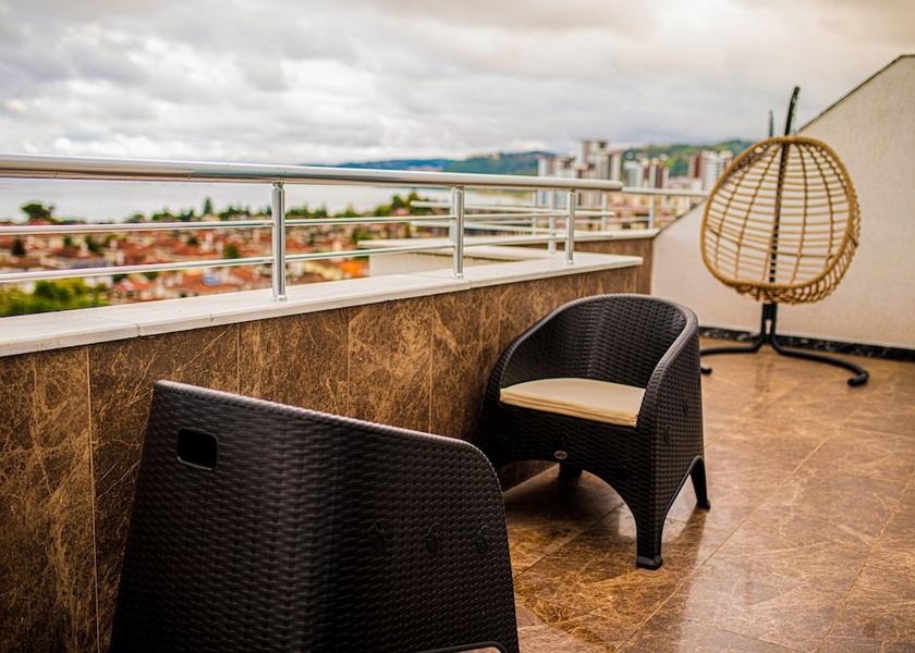 Trabzon Yomra Terrace/patio