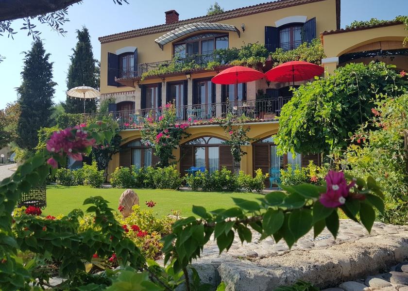 Izmir Çeşme Exterior