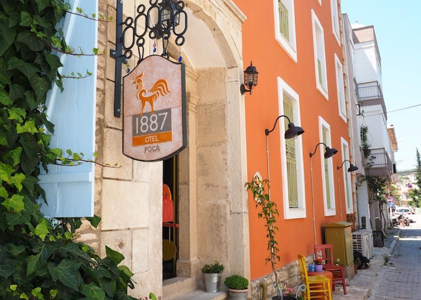 Izmir Foça Entrance