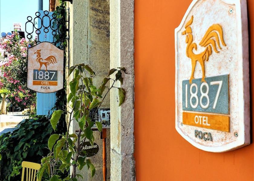 Izmir Foça Entrance