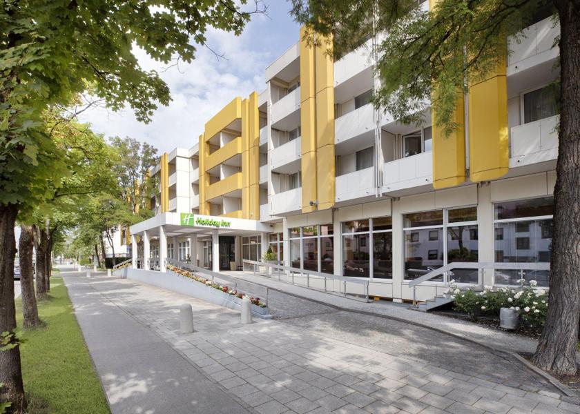 Bavaria Munich Hotel Exterior