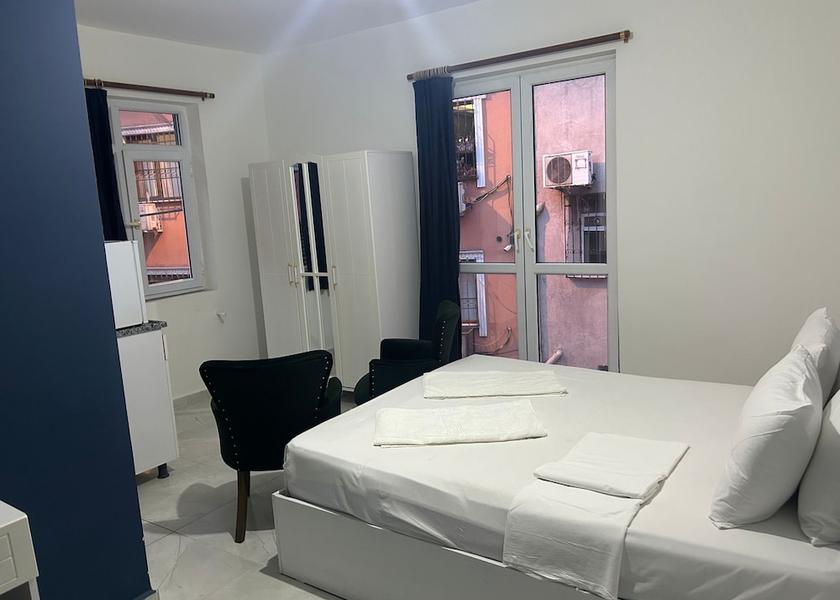  Istanbul Room