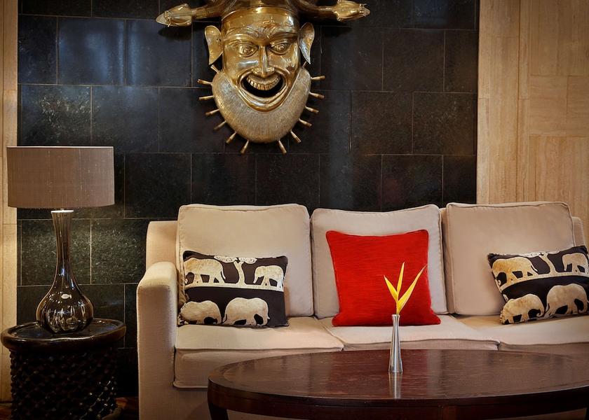  Yaounde Lobby