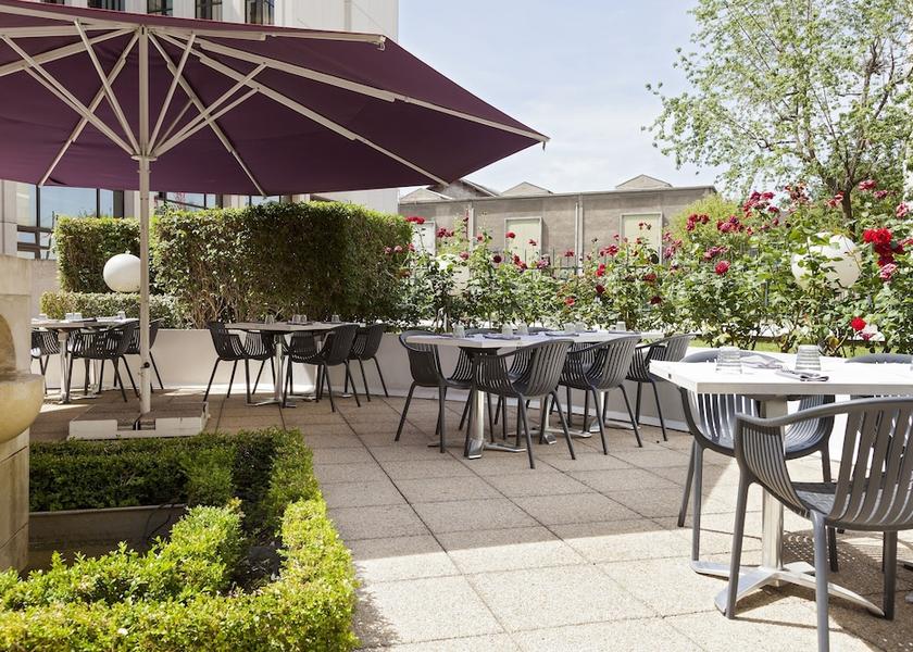 Île-de-France Paris Terrace/patio