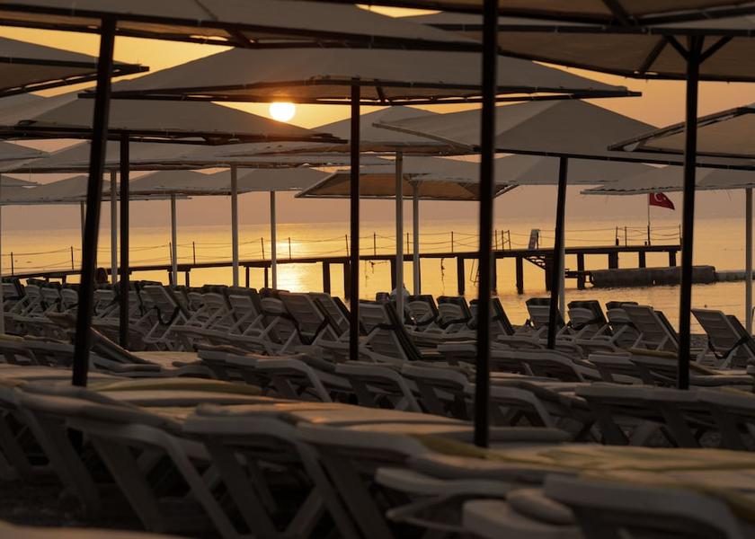  Antalya Beach
