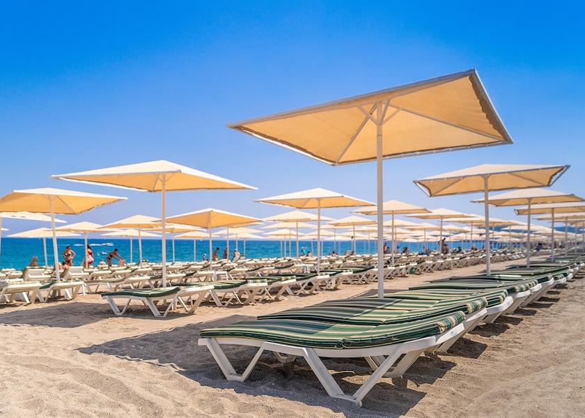  Antalya Beach