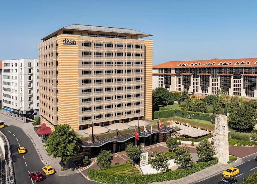  Istanbul Exterior Detail