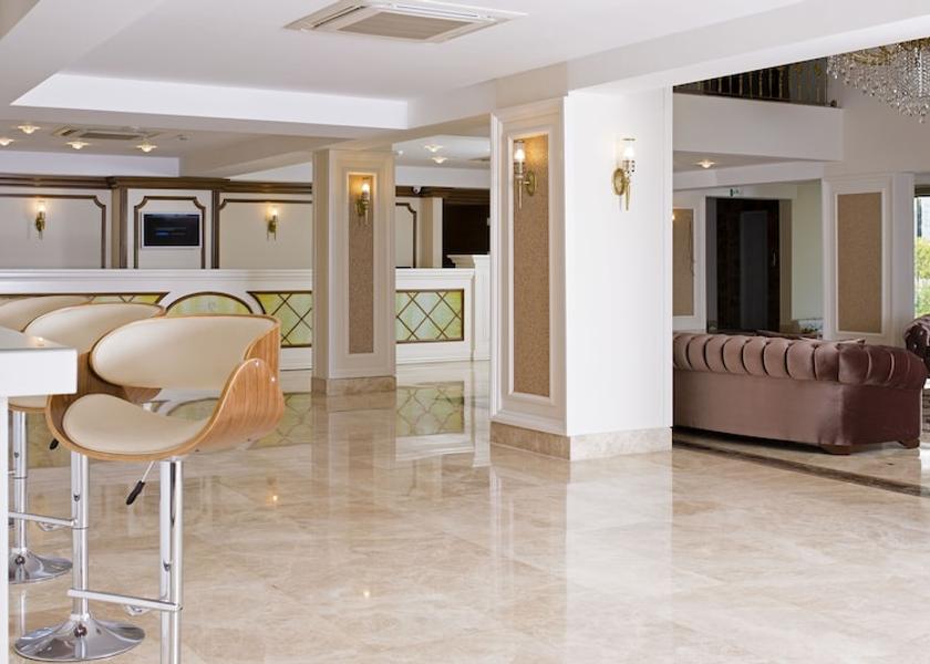 Izmir Izmir Lobby