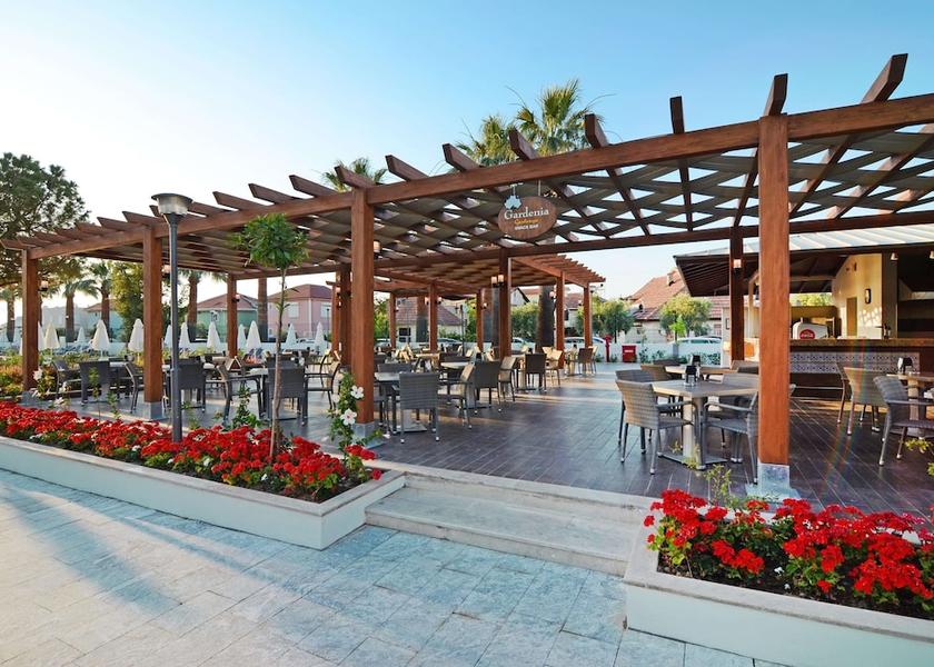 Aydin Kuşadası Pool