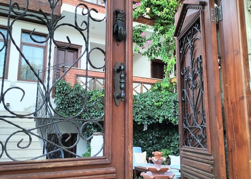 Izmir Selçuk Exterior detail