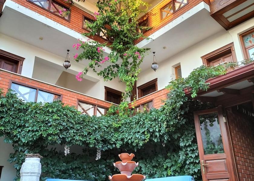 Izmir Selçuk Garden view